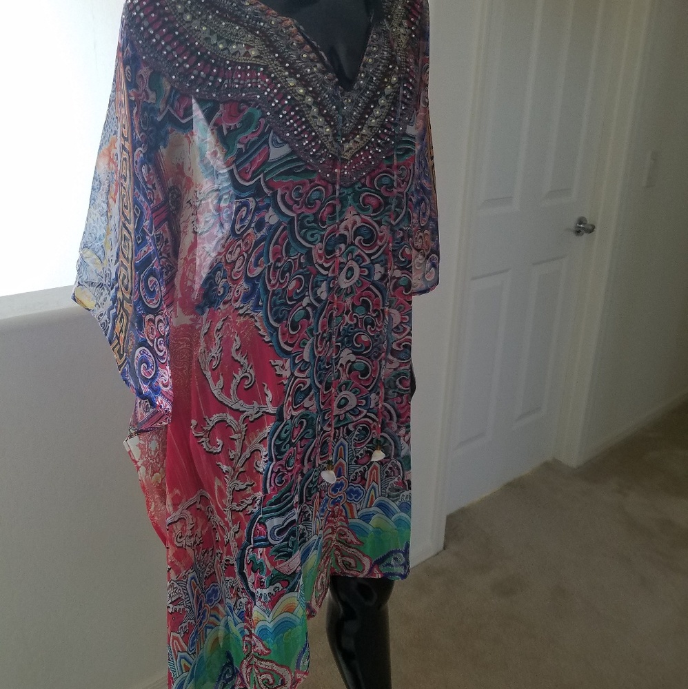WOMEN'S TUNICS